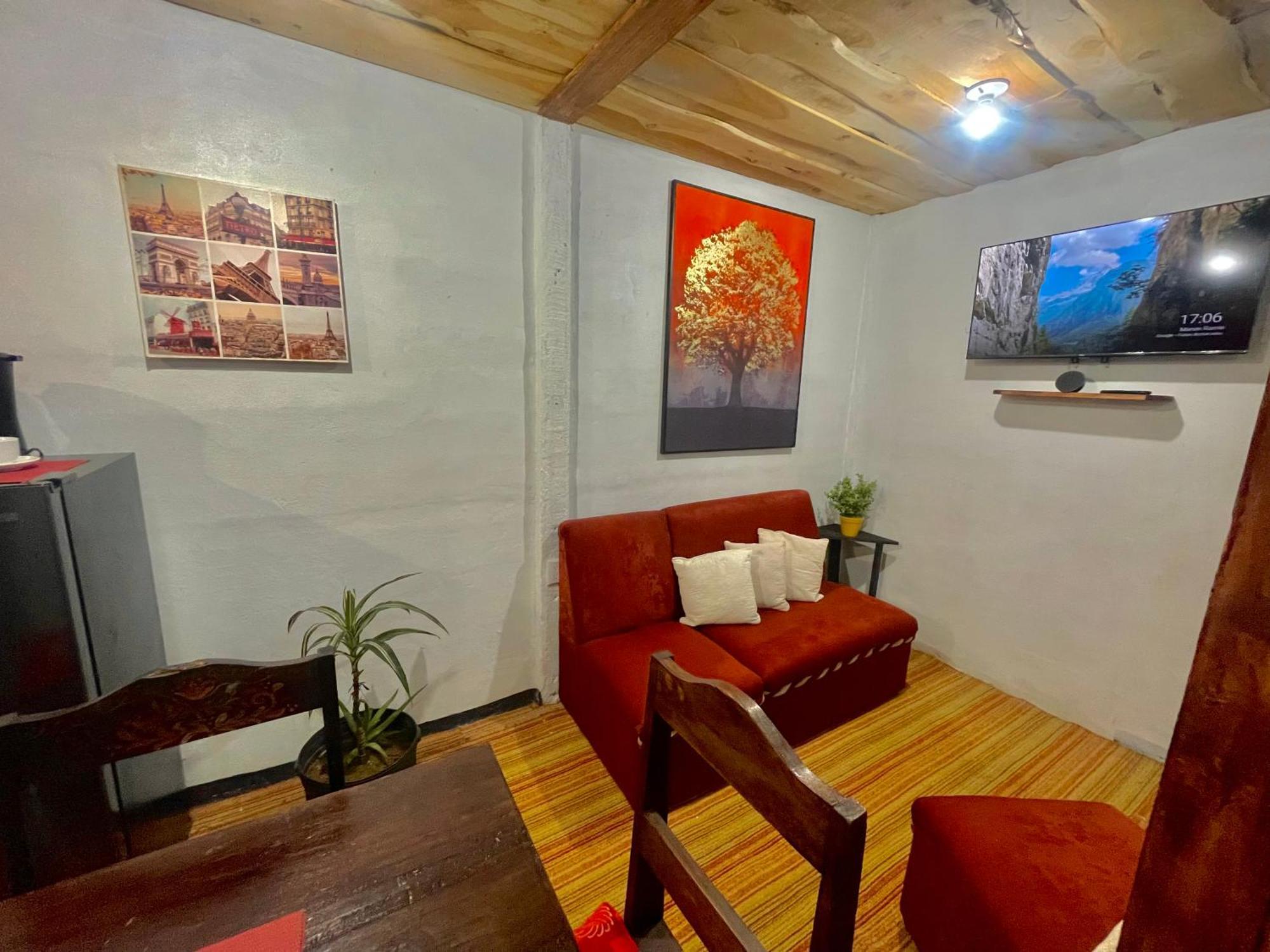 Poas Volcano Rooms Fraijanes Bagian luar foto