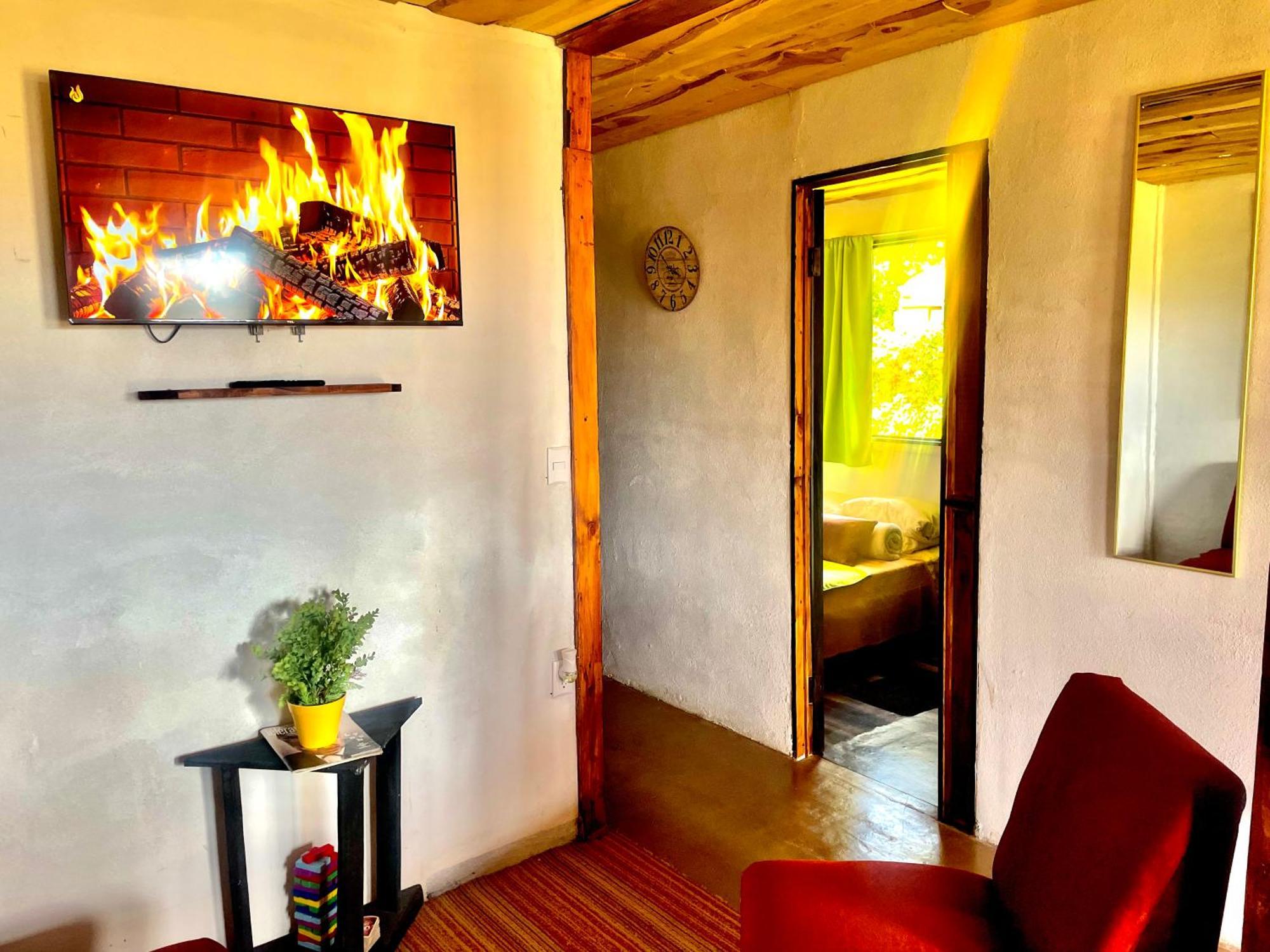 Poas Volcano Rooms Fraijanes Bagian luar foto