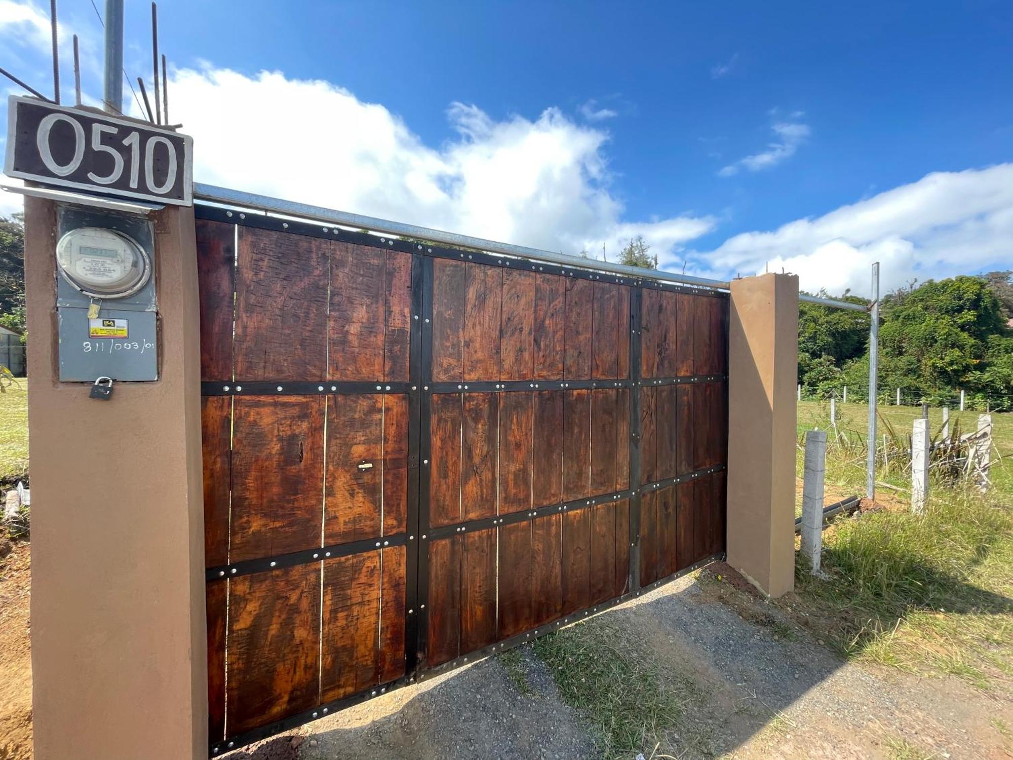Poas Volcano Rooms Fraijanes Bagian luar foto